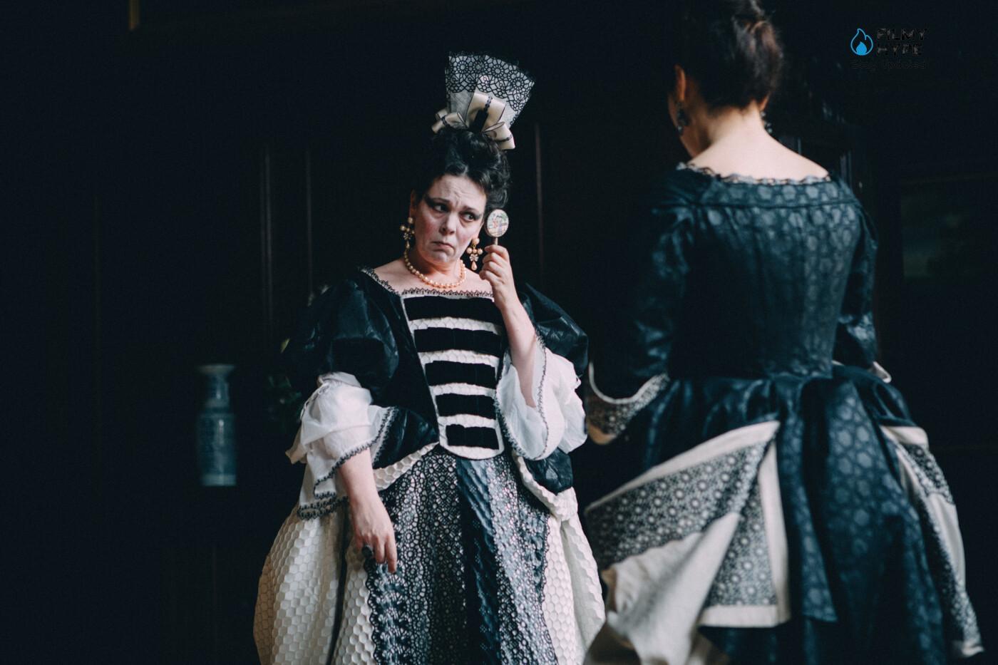 THE FAVOURITE