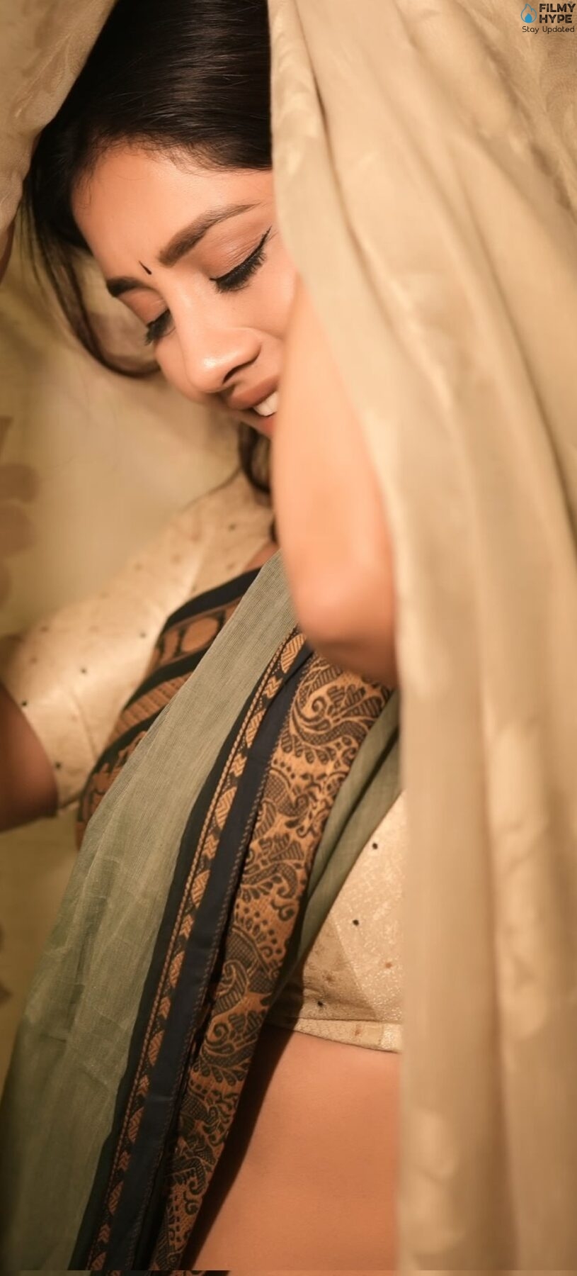 Nabha Natesh Cute Pics 7